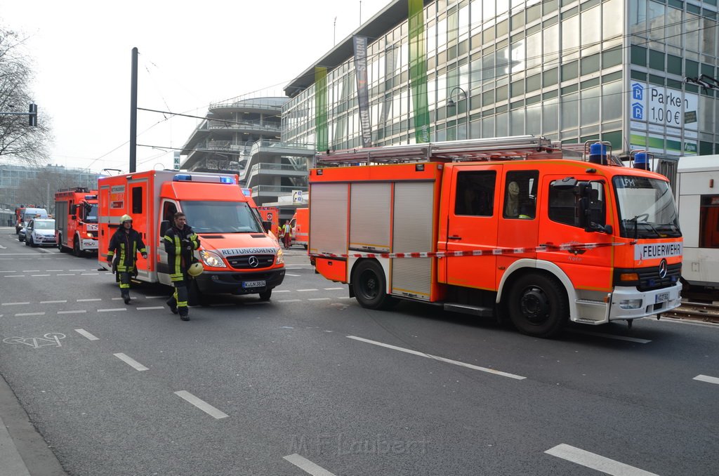 VU PKW Strab Koeln Mitte Pipinenstr Hohestr P006.JPG - Miklos Laubert